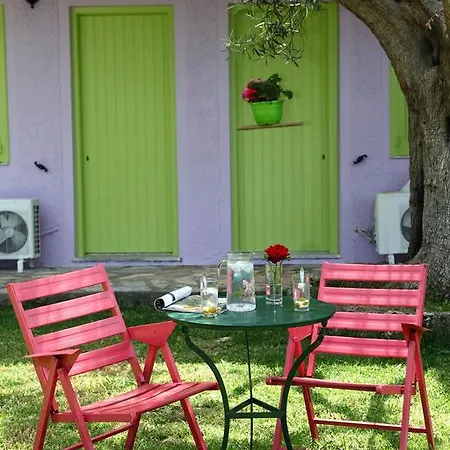 Summer House Louisa Apartment *
